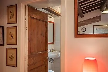 Rome Accommodation Navona Apartment