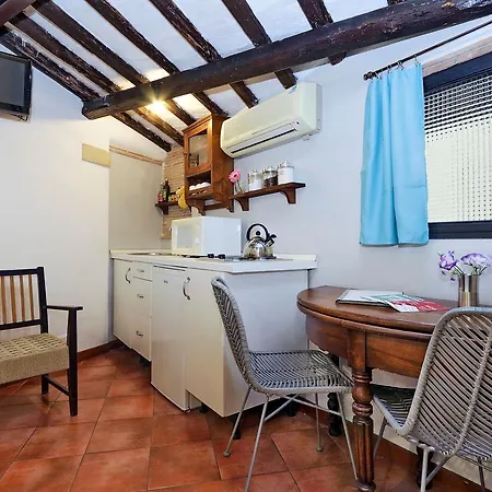 Rome Accommodation Navona Apartment * Rom